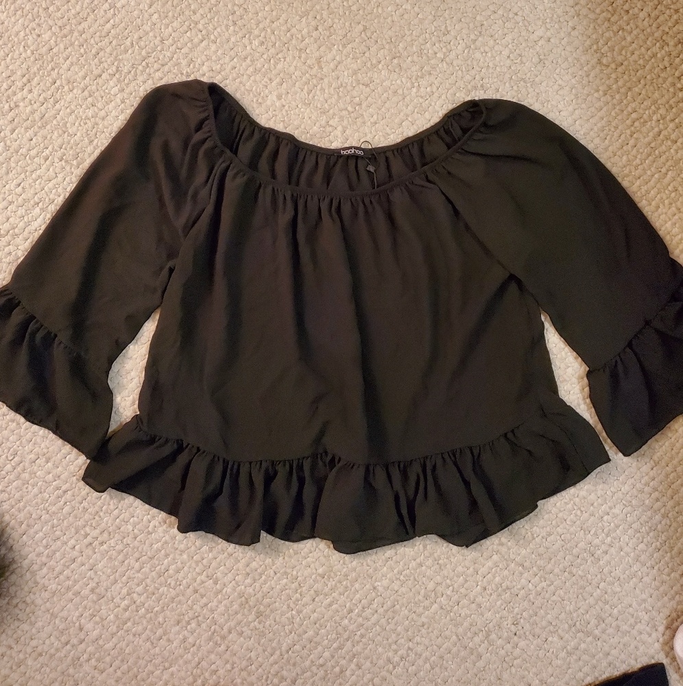 Boohoo off the shoulder Top/blouse